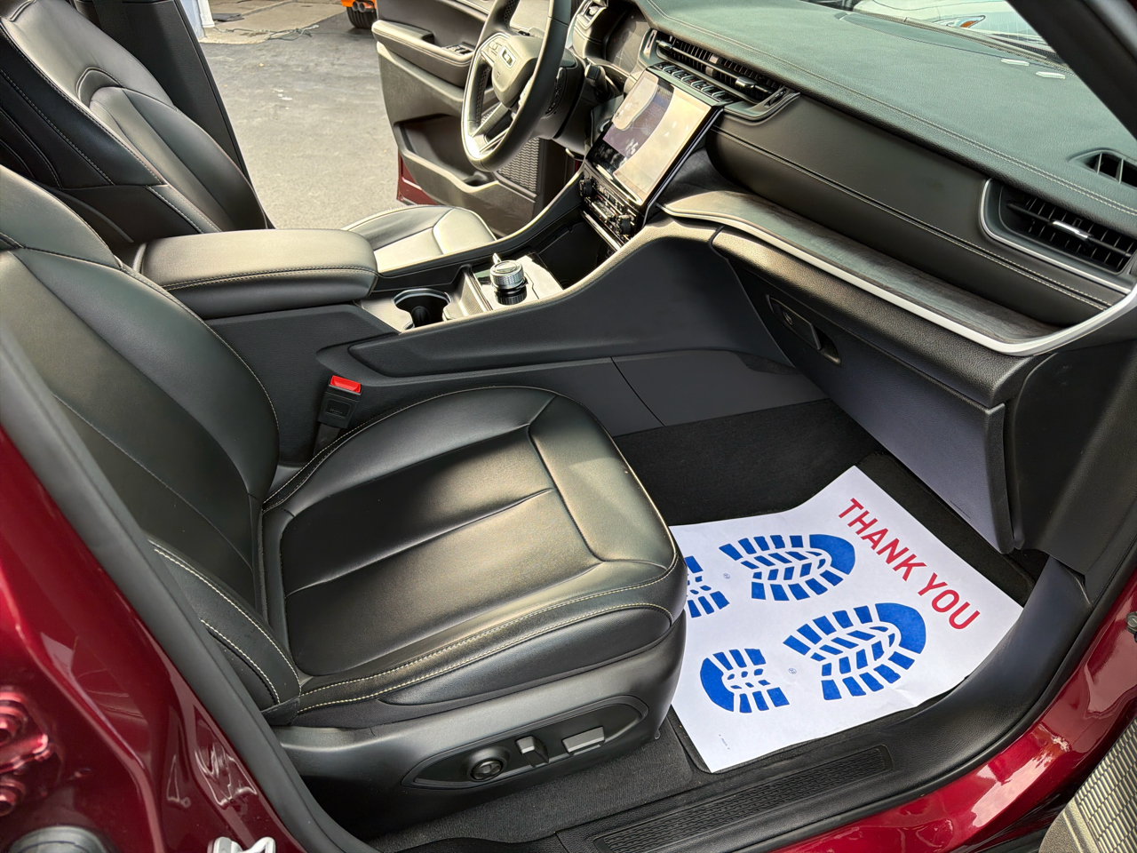 Jeep Grand Cherokee L Limited 4x4 2024 Jeep Grand Cherokee L Limited 4x4 2024