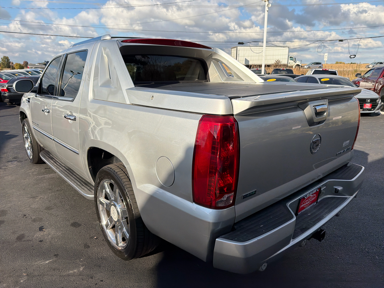 Cadillac Escalade EXT AWD 4dr Luxury 2010 Cadillac Escalade EXT AWD 4dr Luxury 2010