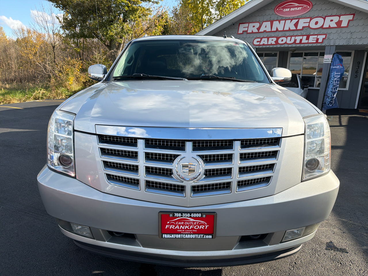 Cadillac Escalade EXT AWD 4dr Luxury 2010 Cadillac Escalade EXT AWD 4dr Luxury 2010