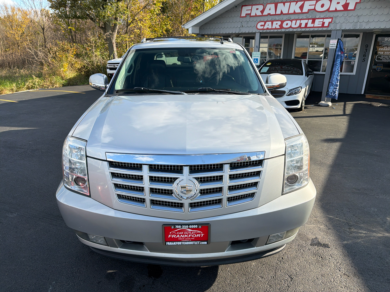 Cadillac Escalade EXT AWD 4dr Luxury 2010 Cadillac Escalade EXT AWD 4dr Luxury 2010