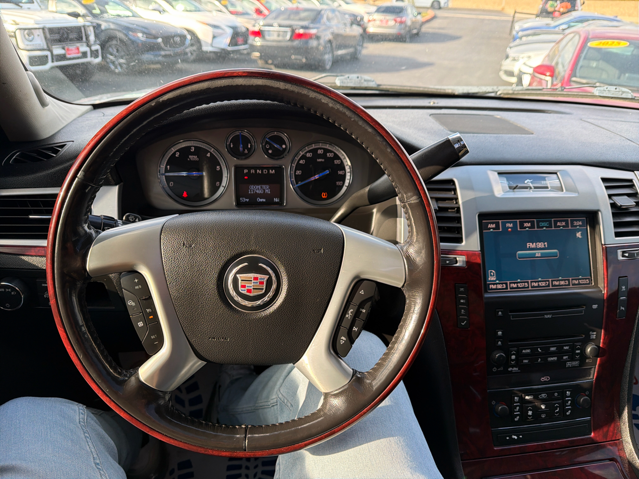 Cadillac Escalade EXT AWD 4dr Luxury 2010 Cadillac Escalade EXT AWD 4dr Luxury 2010