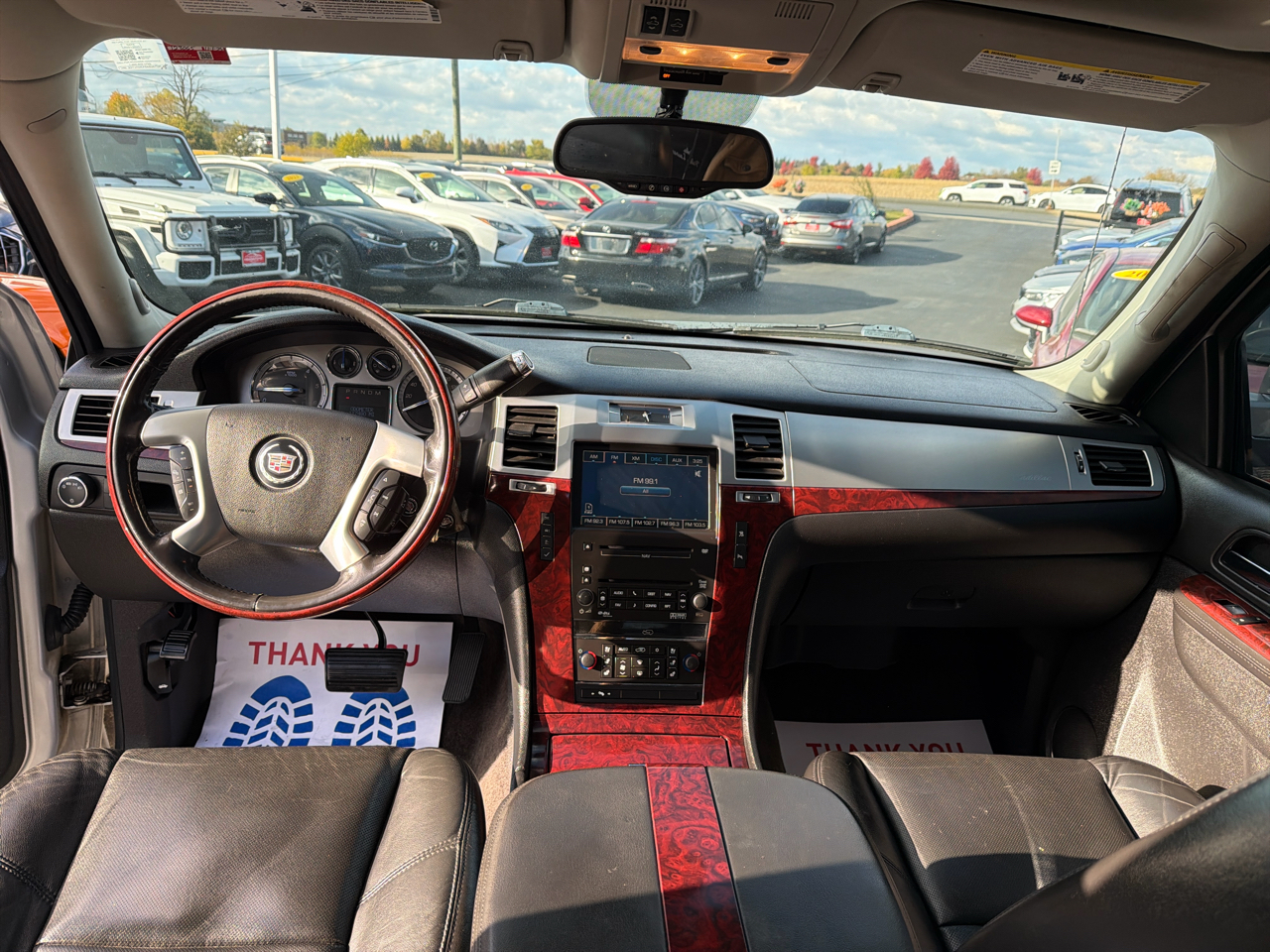 Cadillac Escalade EXT AWD 4dr Luxury 2010 Cadillac Escalade EXT AWD 4dr Luxury 2010