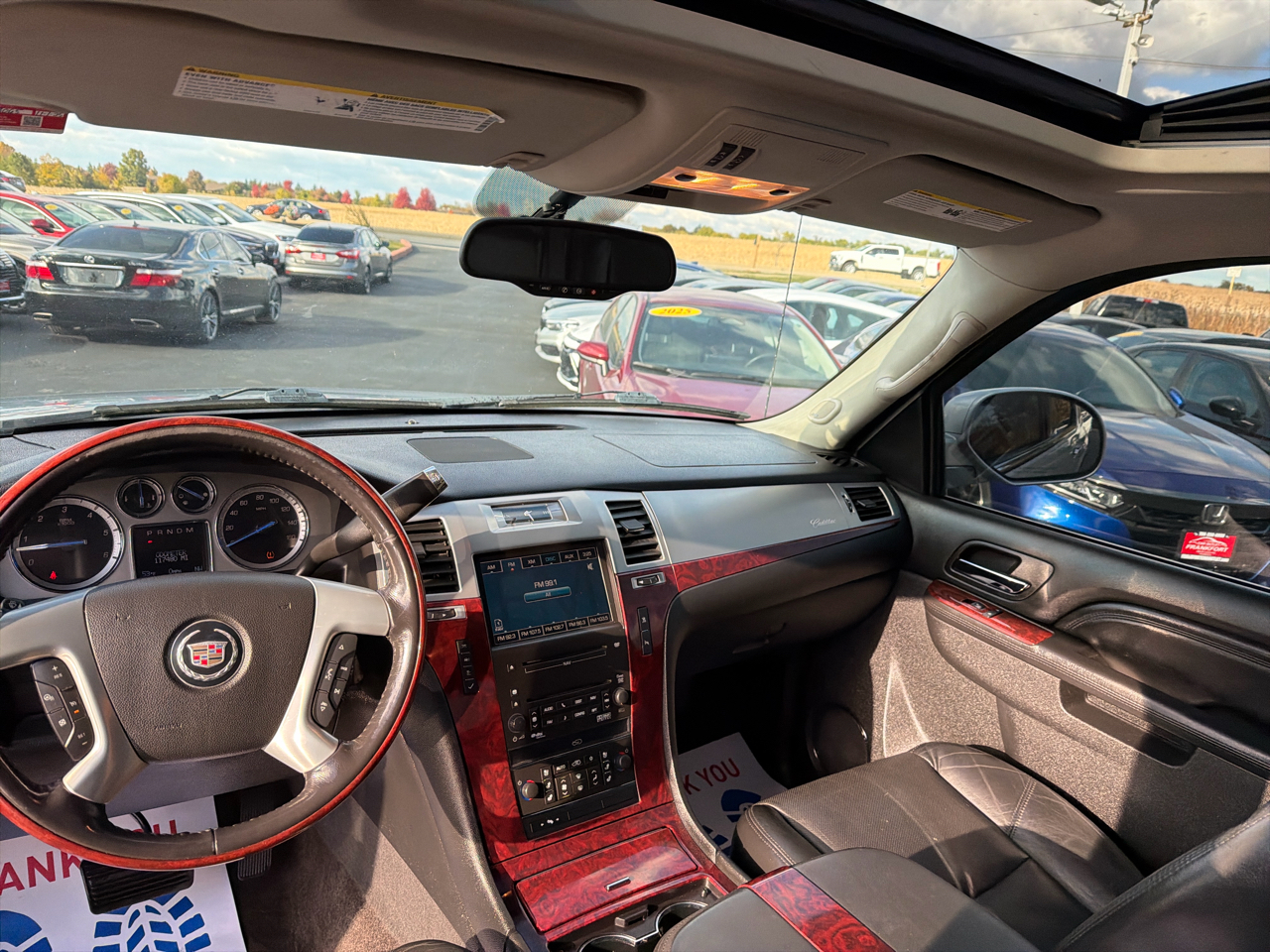 Cadillac Escalade EXT AWD 4dr Luxury 2010 Cadillac Escalade EXT AWD 4dr Luxury 2010