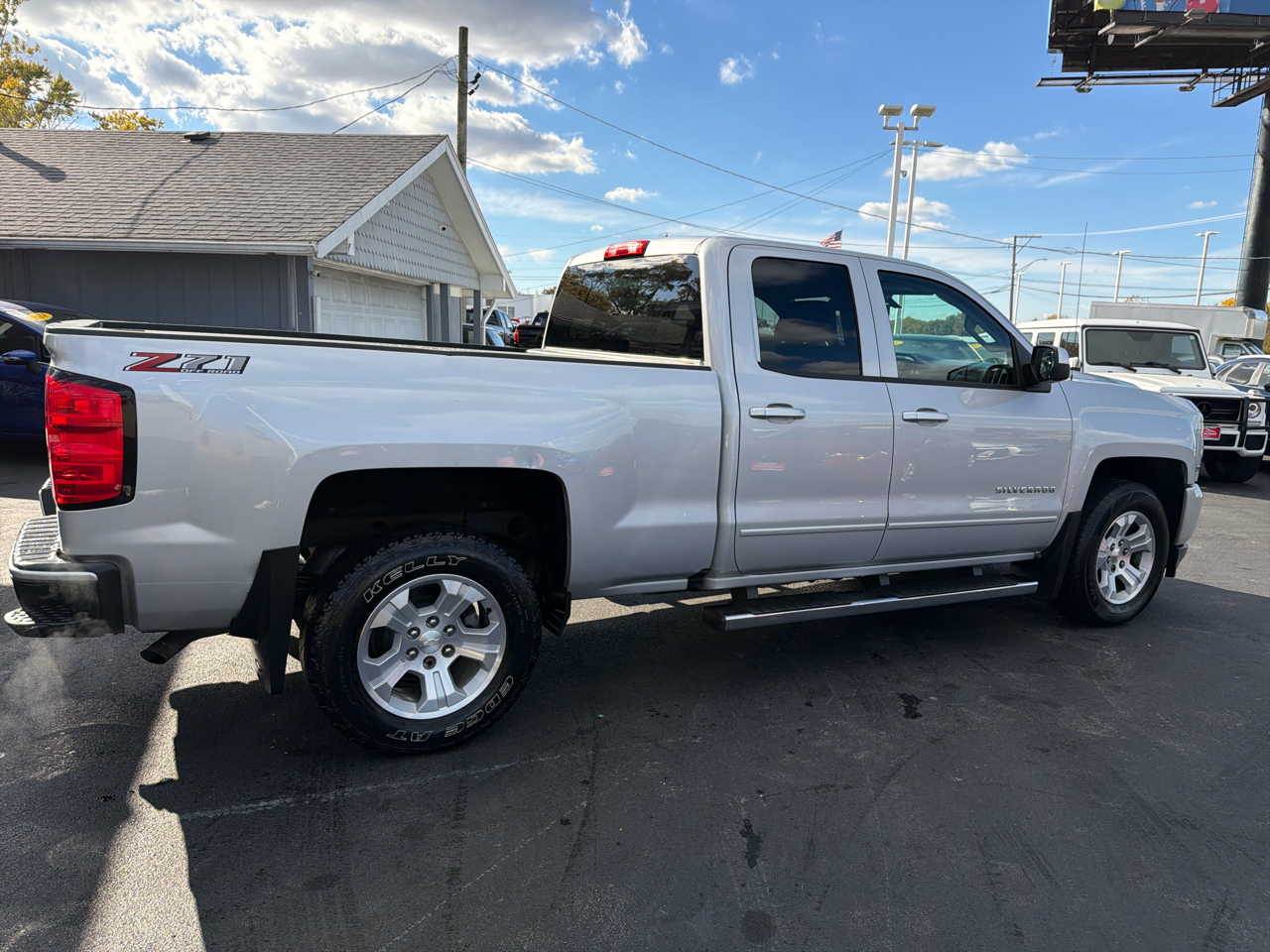 Chevrolet Silverado 1500 4WD Double Cab 143.5" LT w/2LT 2018 Chevrolet Silverado 1500 4WD Double Cab 143.5" LT w/2LT 2018
