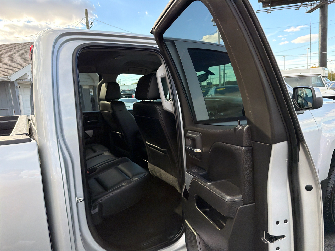 Chevrolet Silverado 1500 4WD Double Cab 143.5" LT w/2LT 2018 Chevrolet Silverado 1500 4WD Double Cab 143.5" LT w/2LT 2018