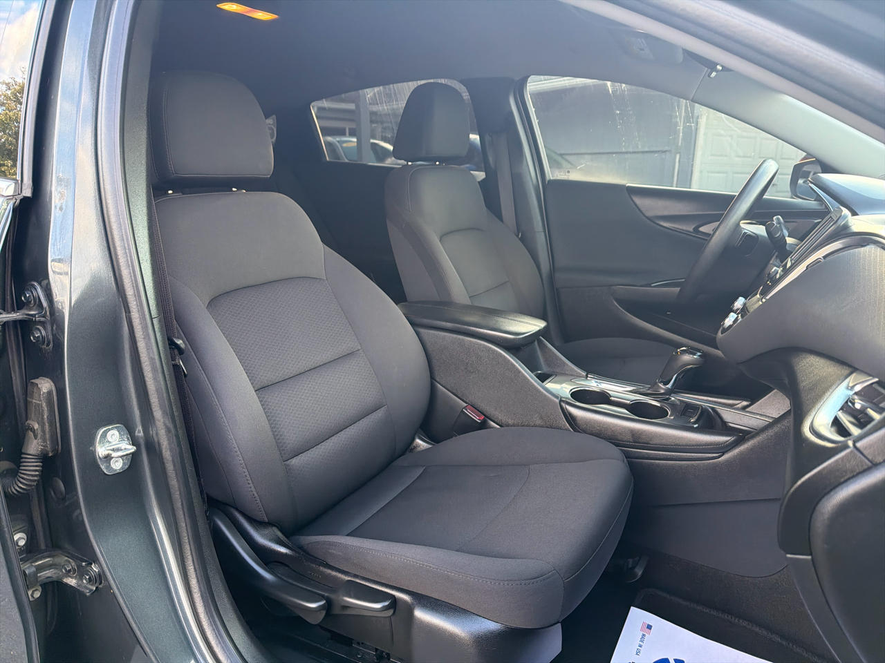 Chevrolet Malibu 4dr Sdn LT w/1LT 2018 Chevrolet Malibu 4dr Sdn LT w/1LT 2018