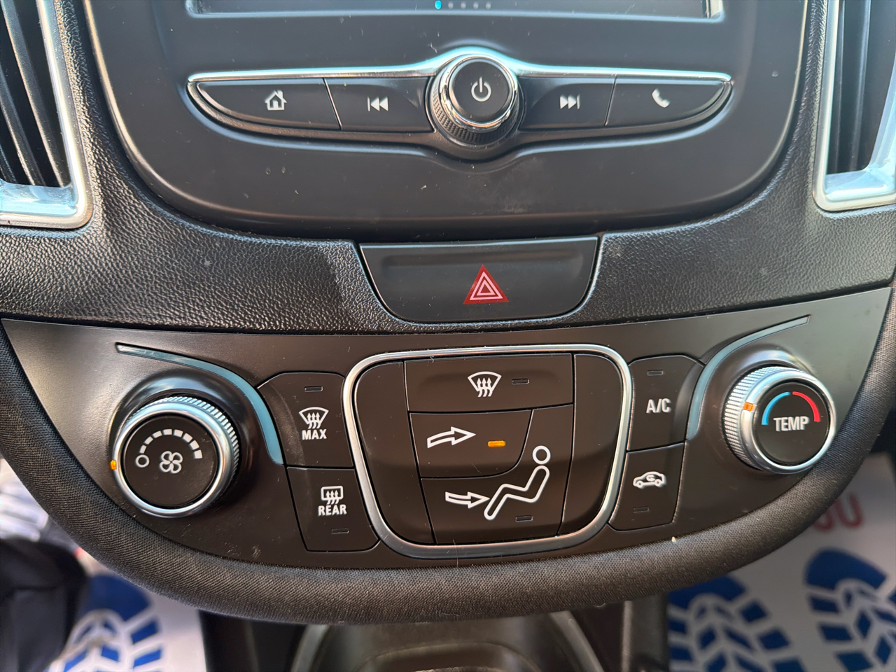 Chevrolet Malibu 4dr Sdn LT w/1LT 2018 Chevrolet Malibu 4dr Sdn LT w/1LT 2018