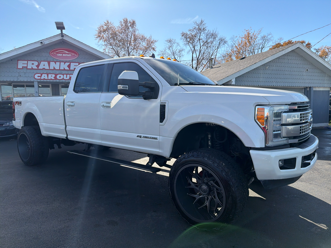 Ford Super Duty F-250 SRW Platinum 4WD Crew Cab 8' Box 2019
