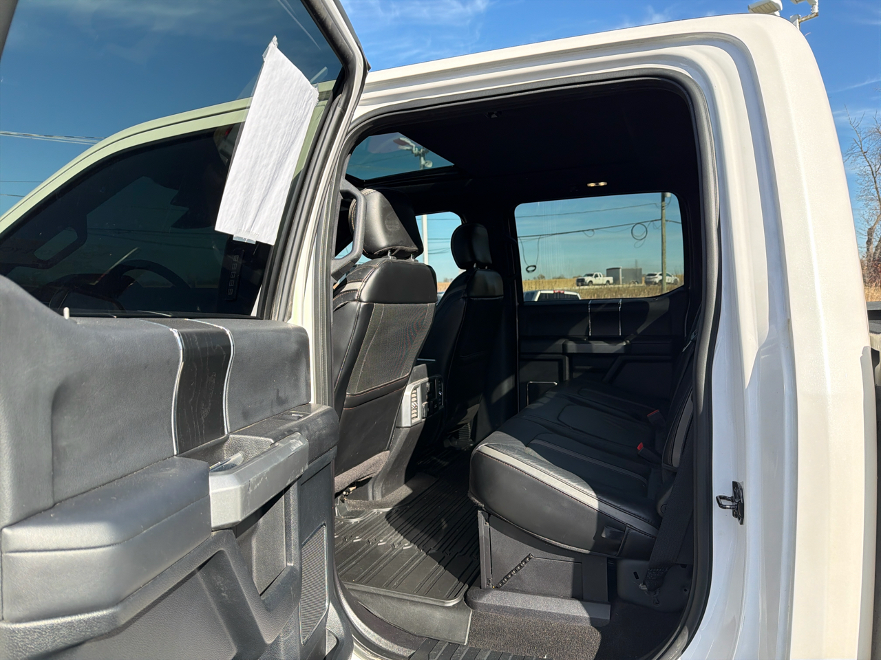 Ford Super Duty F-250 SRW Platinum 4WD Crew Cab 8' Box 2019