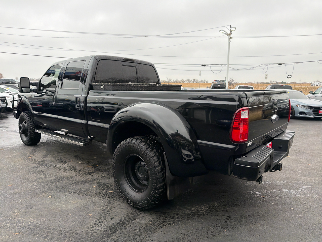Ford Super Duty F-350 DRW 4WD Crew Cab 172" Platinum 2016