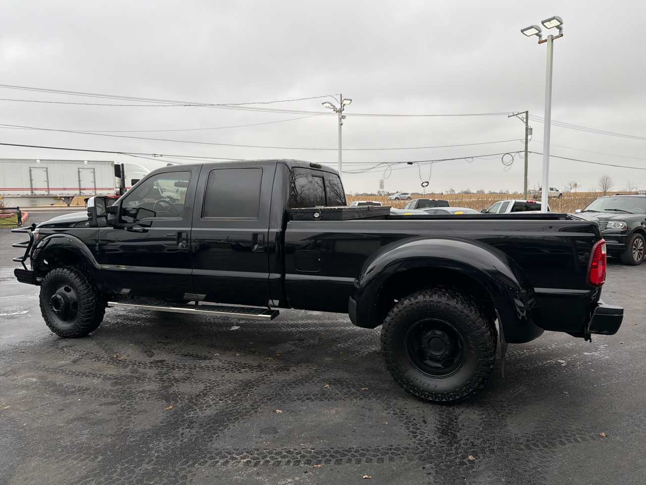 Ford Super Duty F-350 DRW 4WD Crew Cab 172" Platinum 2016