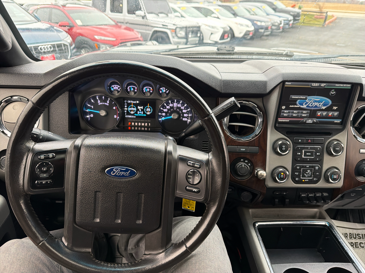 Ford Super Duty F-350 DRW 4WD Crew Cab 172" Platinum 2016