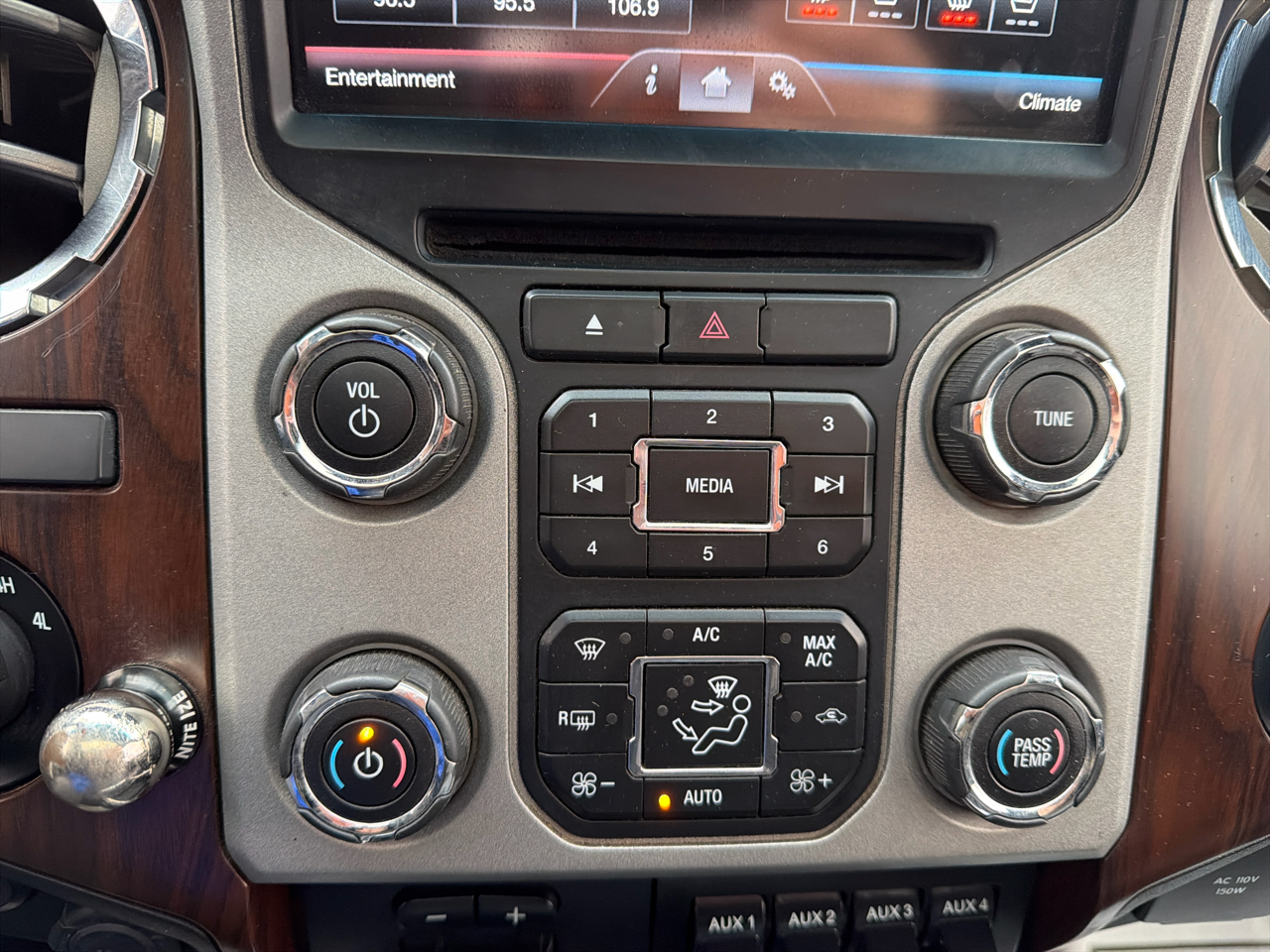 Ford Super Duty F-350 DRW 4WD Crew Cab 172" Platinum 2016