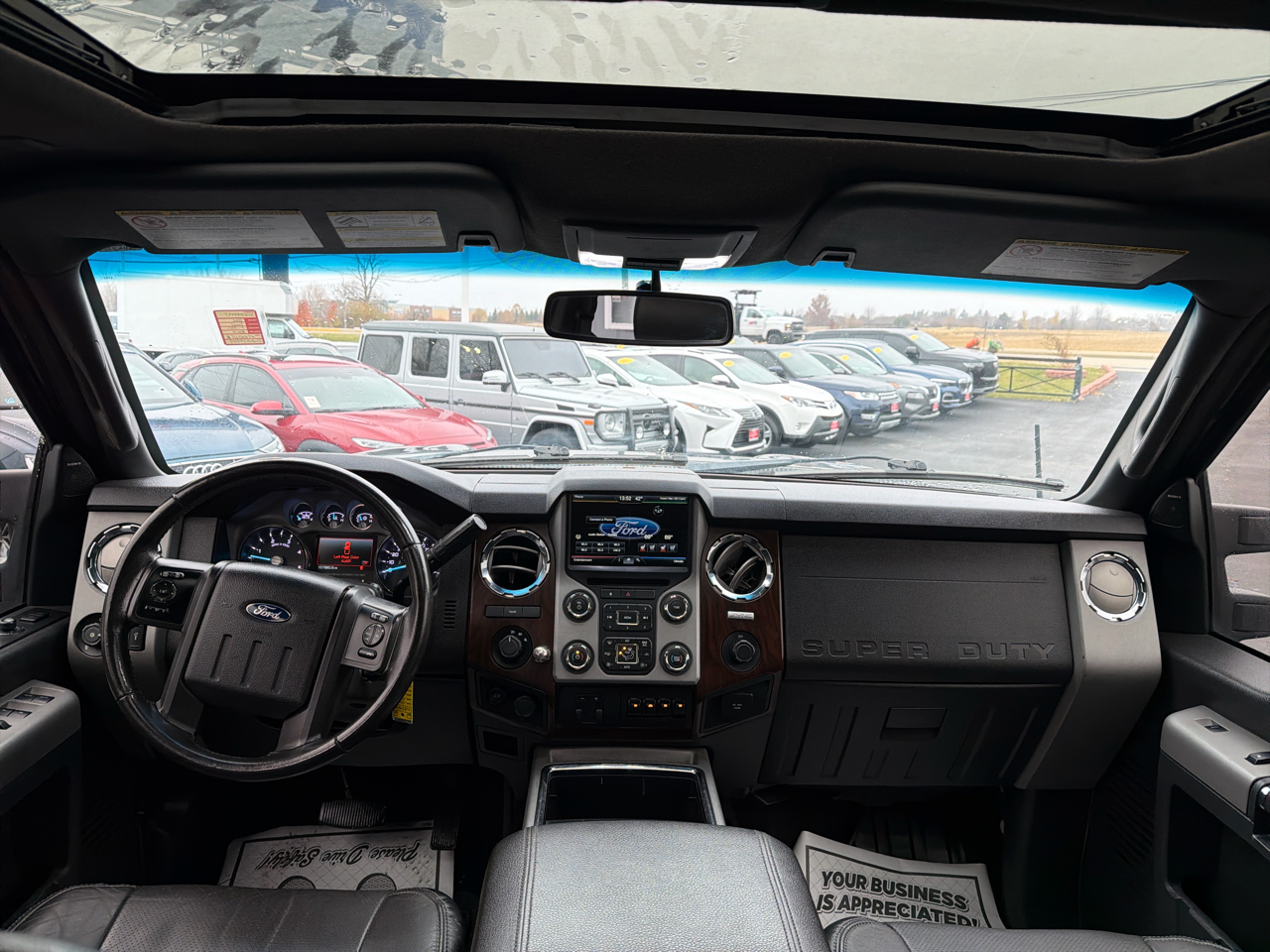 Ford Super Duty F-350 DRW 4WD Crew Cab 172" Platinum 2016