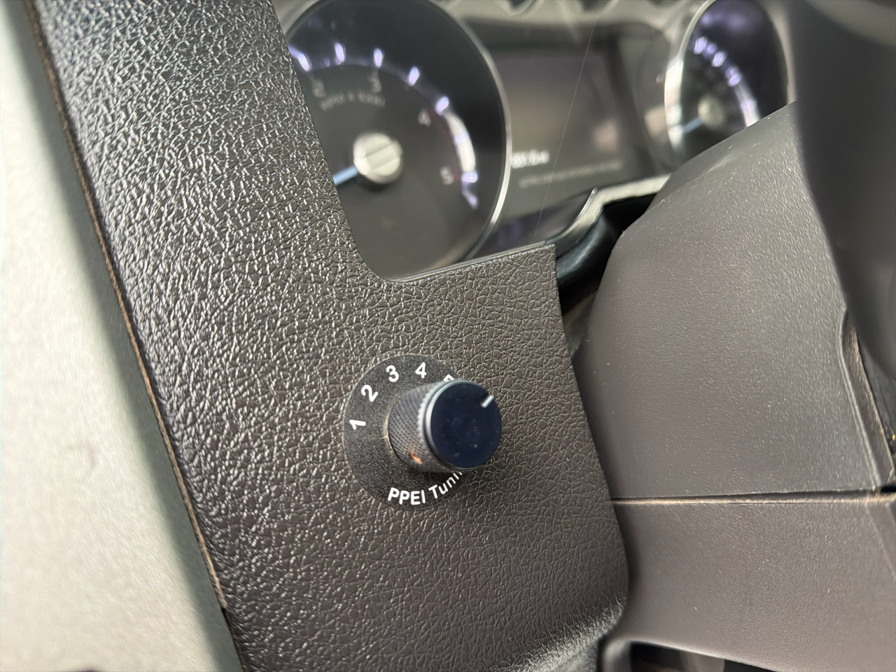 Ford Super Duty F-350 DRW 4WD Crew Cab 172" Platinum 2016