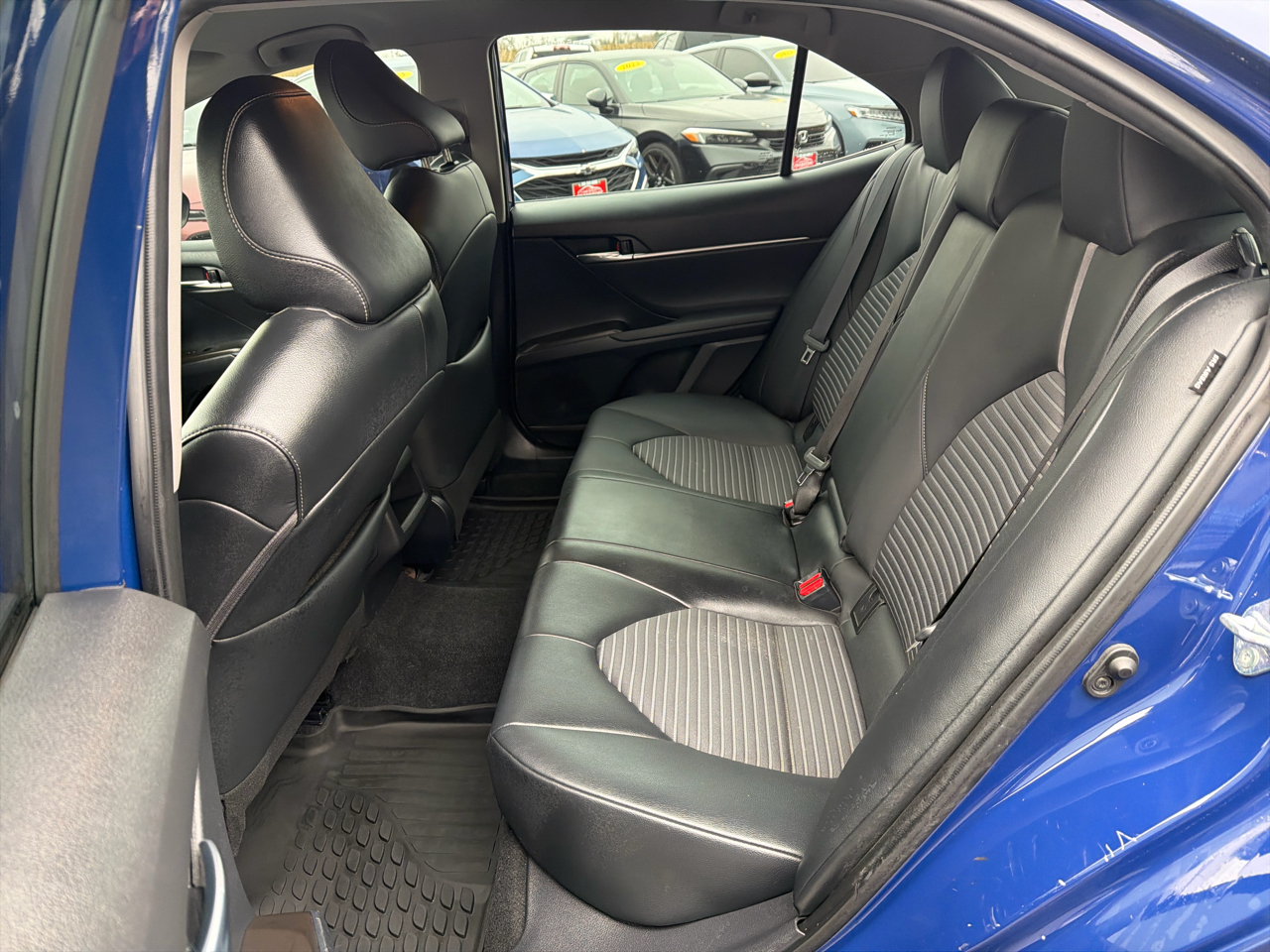 Toyota Camry SE Auto (Natl) 2023