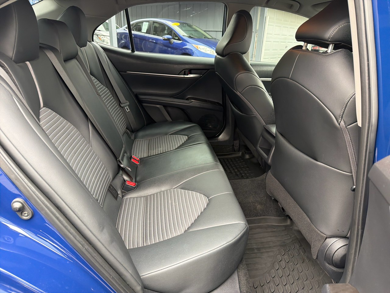 Toyota Camry SE Auto (Natl) 2023