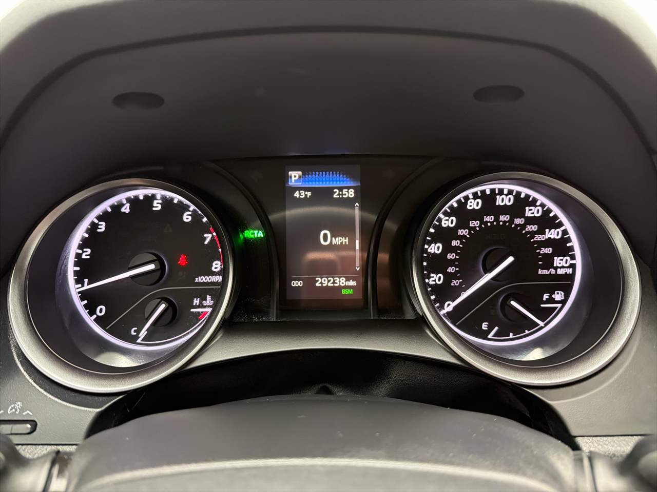 Toyota Camry SE Auto (Natl) 2023