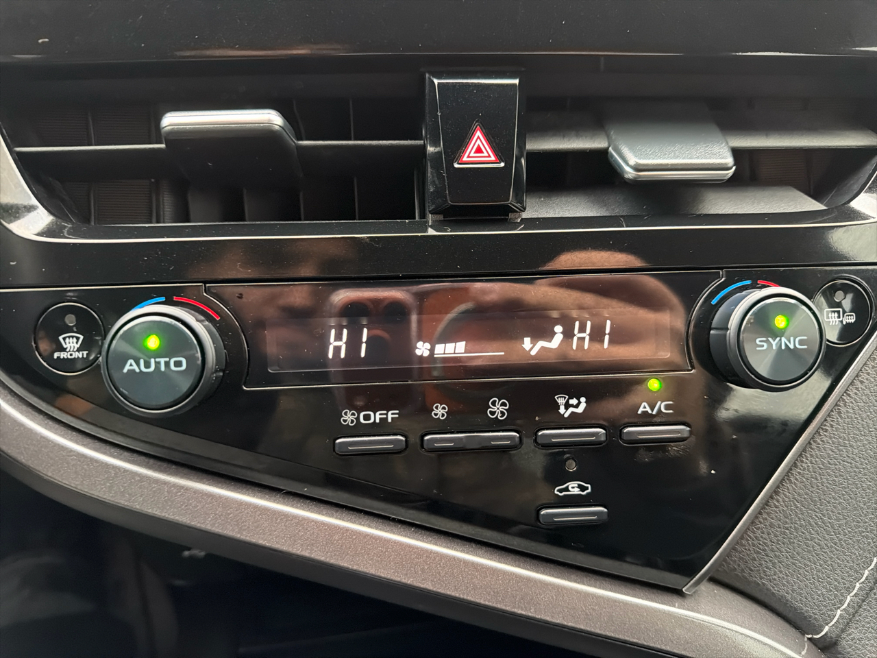 Toyota Camry SE Auto (Natl) 2023