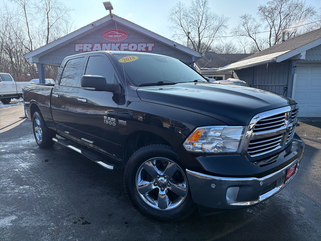 RAM 1500 Big Horn 4x4 Crew Cab 6'4" Box 2018