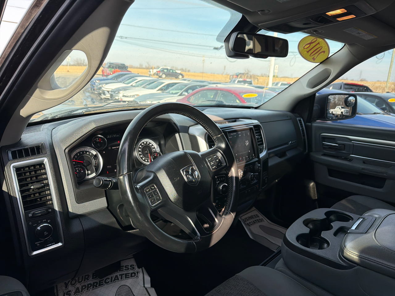 RAM 1500 Big Horn 4x4 Crew Cab 6'4" Box 2018