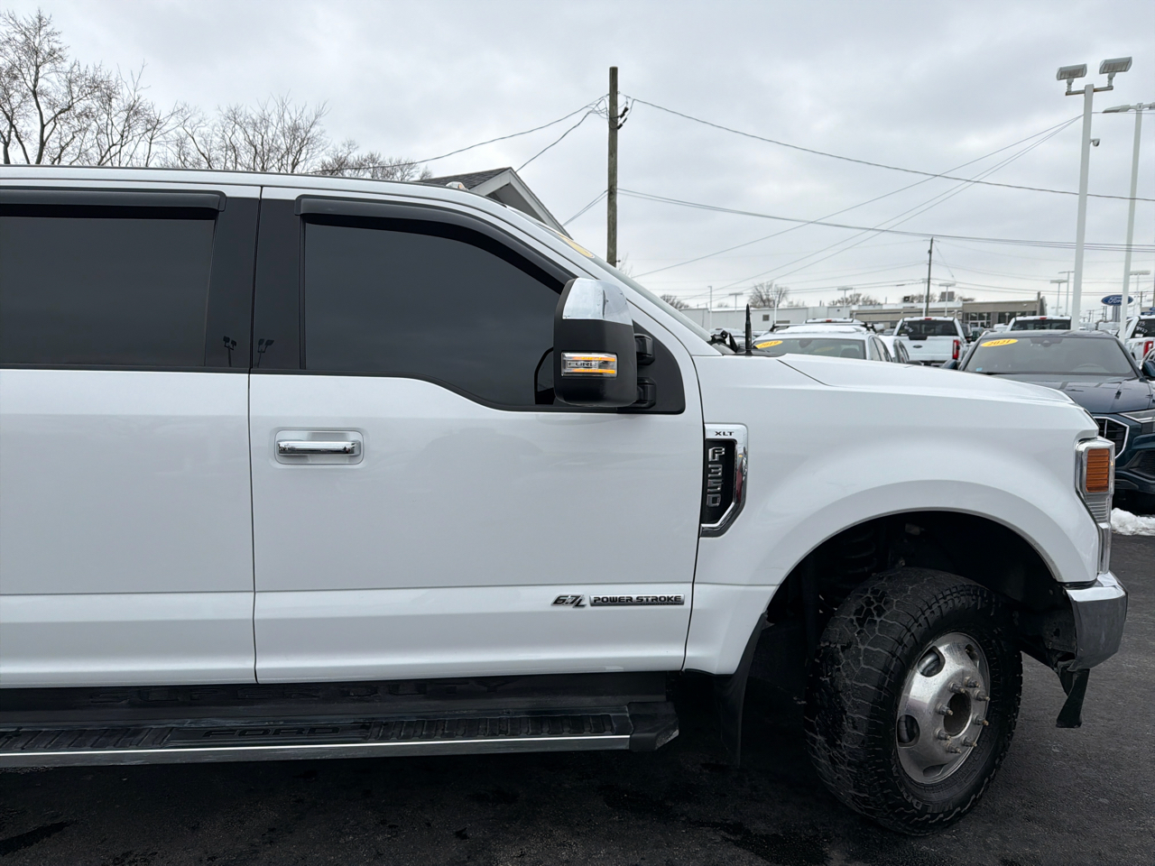 Ford Super Duty F-350 DRW XLT 4WD Crew Cab 8' Box 2021