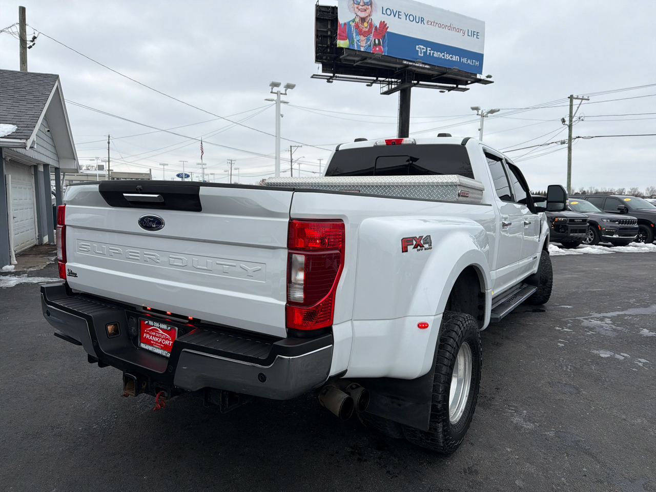 Ford Super Duty F-350 DRW XLT 4WD Crew Cab 8' Box 2021