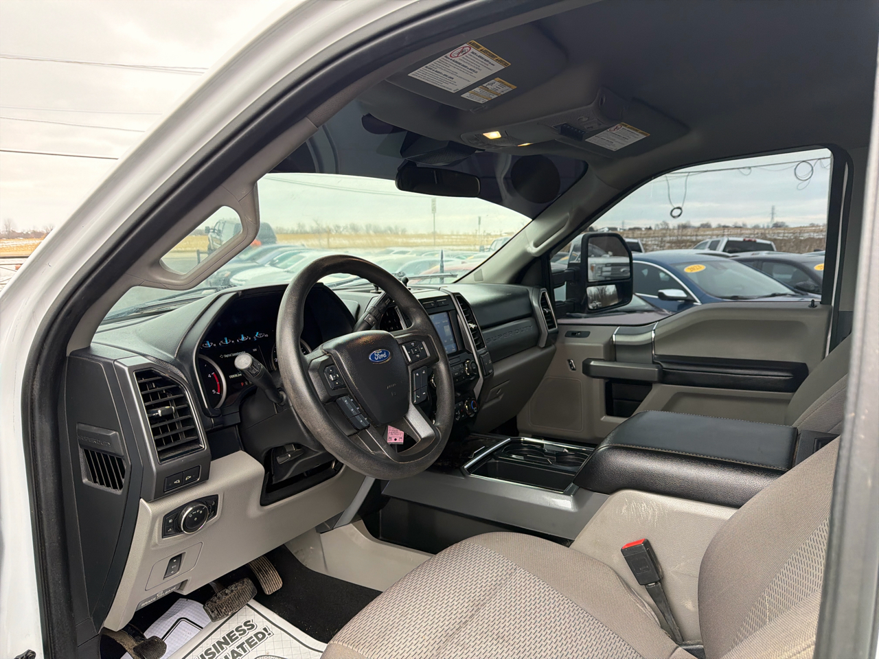 Ford Super Duty F-350 DRW XLT 4WD Crew Cab 8' Box 2021