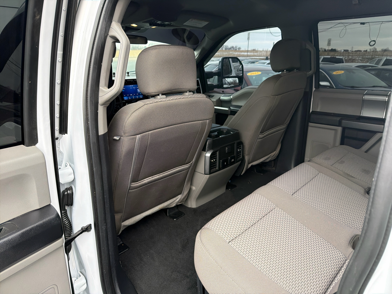 Ford Super Duty F-350 DRW XLT 4WD Crew Cab 8' Box 2021