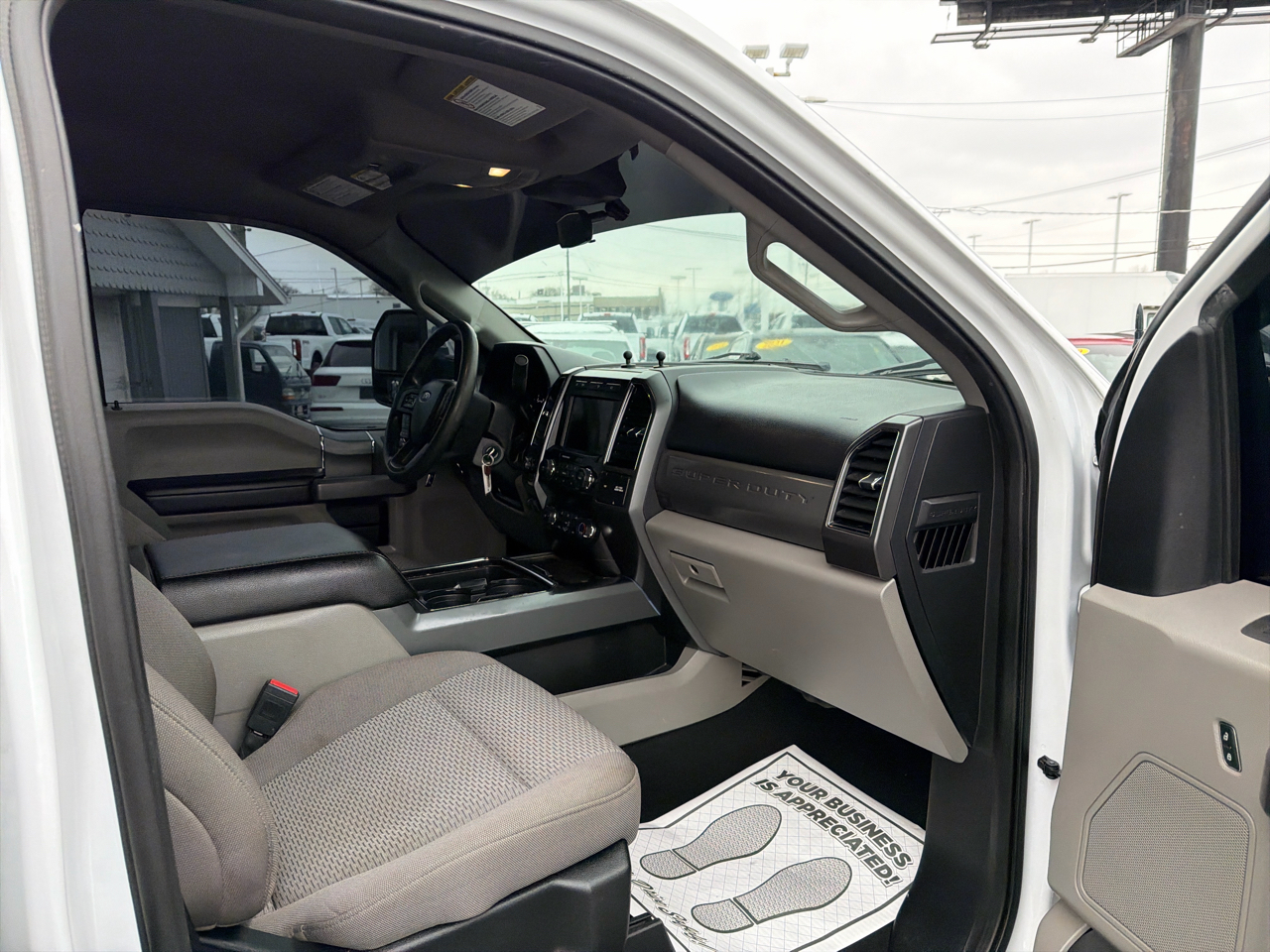 Ford Super Duty F-350 DRW XLT 4WD Crew Cab 8' Box 2021