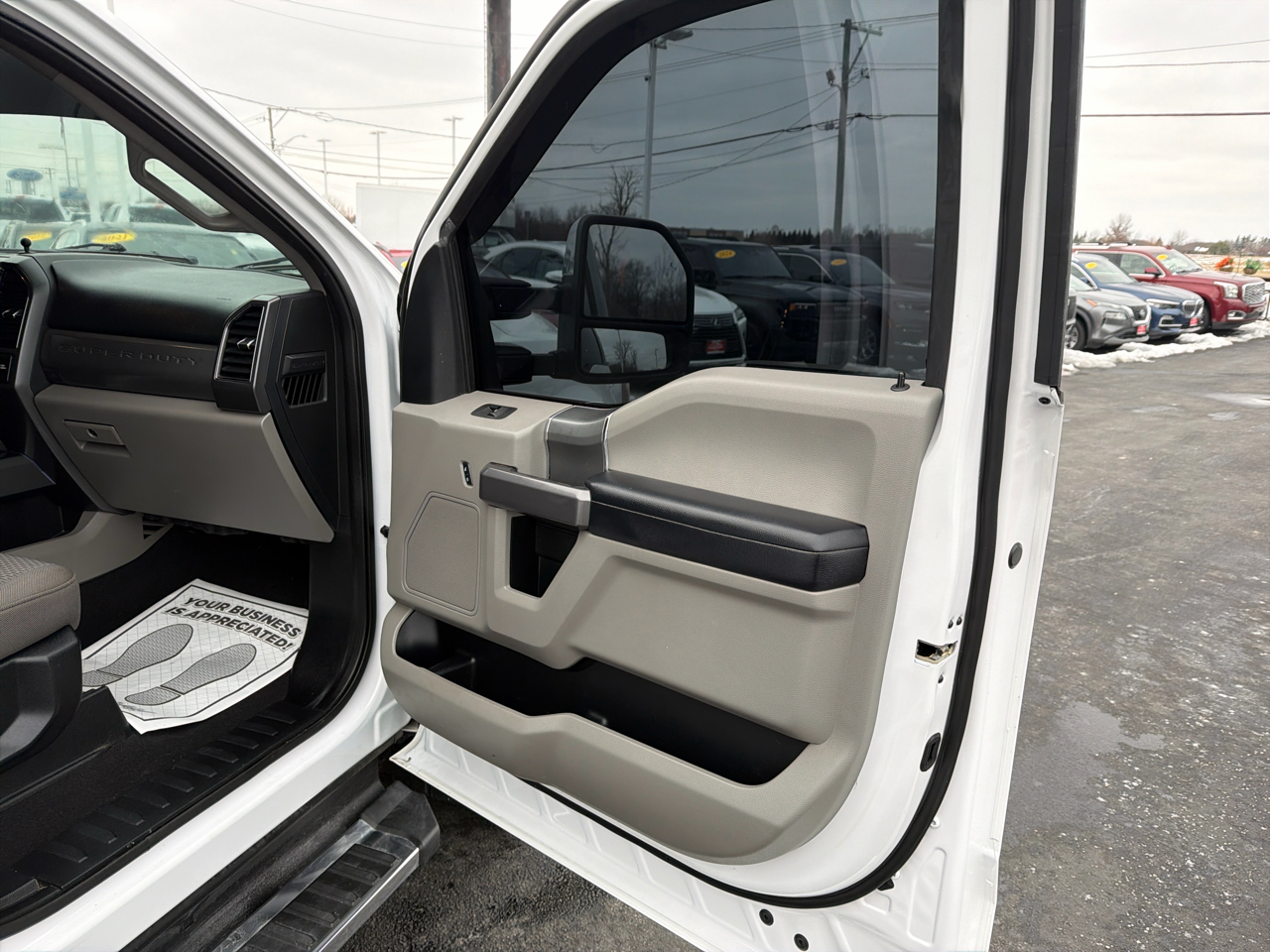 Ford Super Duty F-350 DRW XLT 4WD Crew Cab 8' Box 2021