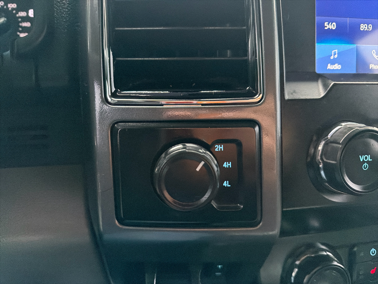 Ford Super Duty F-350 DRW XLT 4WD Crew Cab 8' Box 2021