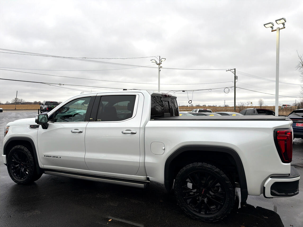 GMC Sierra 1500 4WD Crew Cab 147" Denali 2020