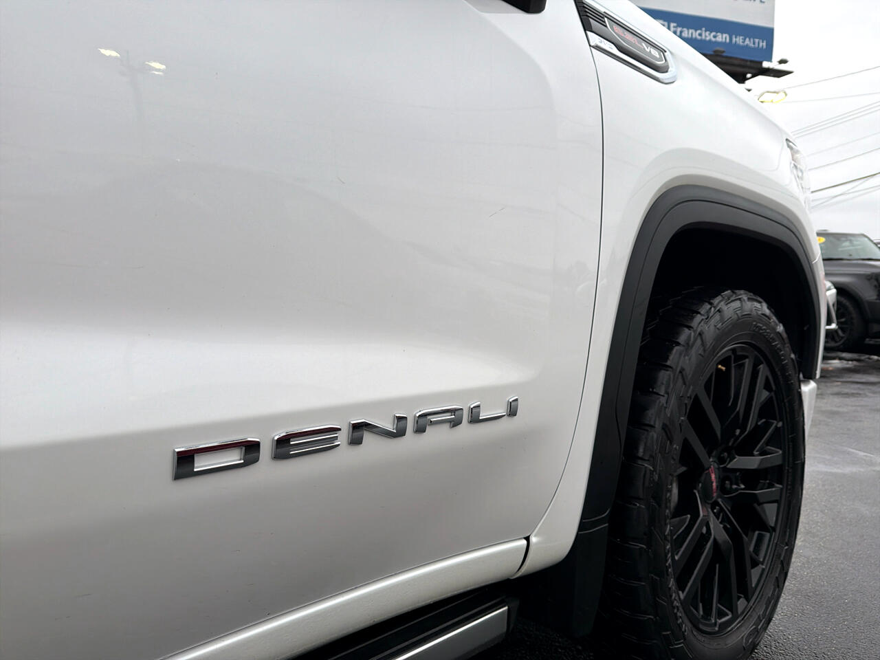 GMC Sierra 1500 4WD Crew Cab 147" Denali 2020