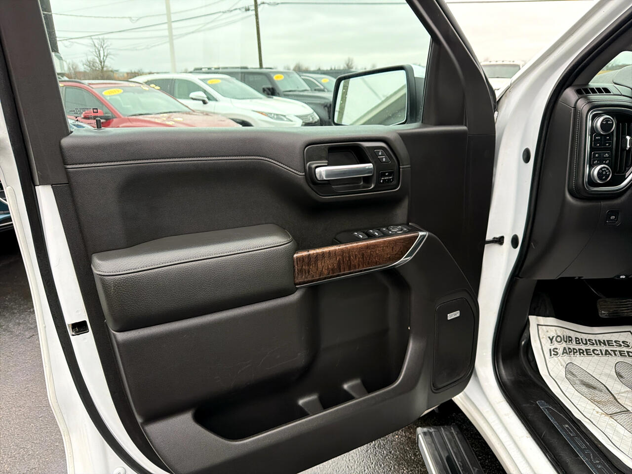 GMC Sierra 1500 4WD Crew Cab 147" Denali 2020