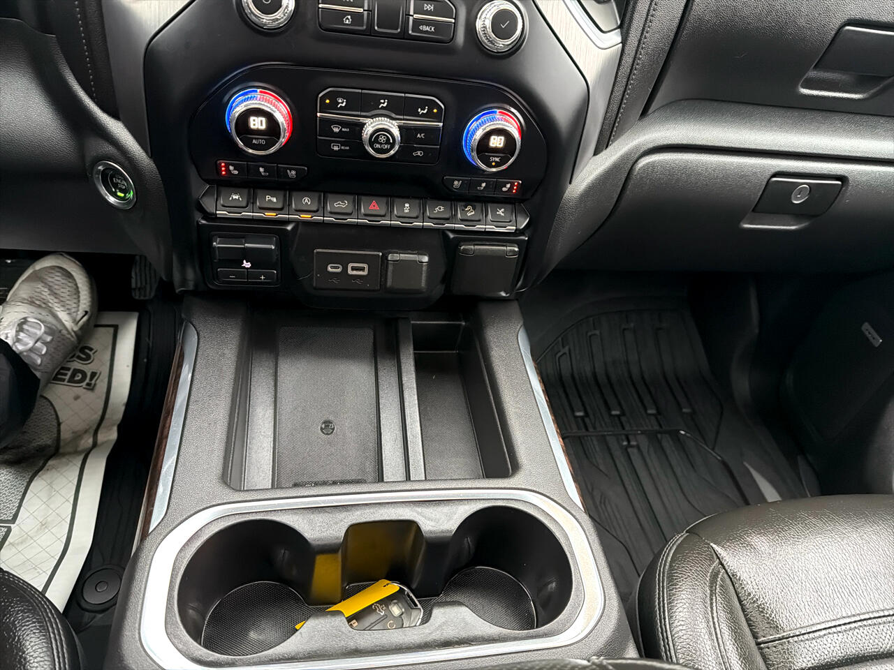 GMC Sierra 1500 4WD Crew Cab 147" Denali 2020