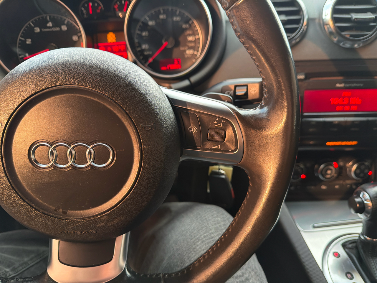 Audi TT 2dr Cpe Auto 2.0T FrontTrak 2008