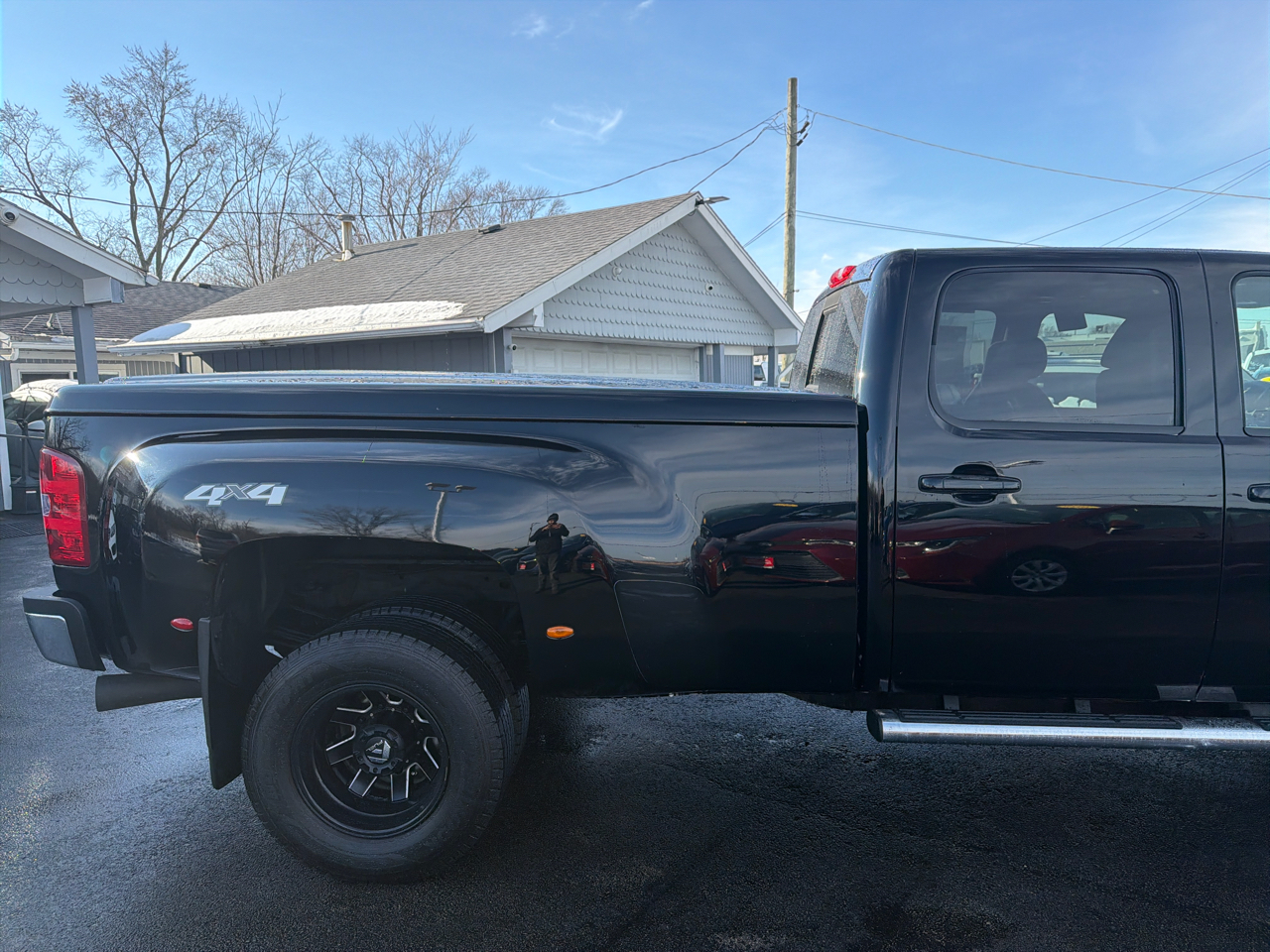 Chevrolet Silverado 3500HD 4WD Crew Cab 167.7" DRW LTZ 2011