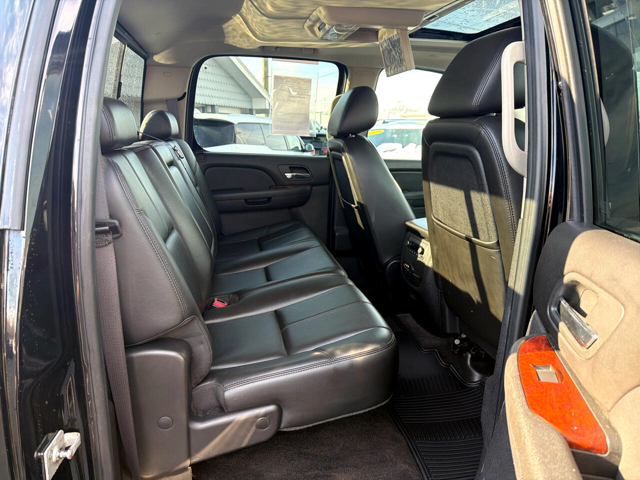 Chevrolet Silverado 3500HD 4WD Crew Cab 167.7" DRW LTZ 2011