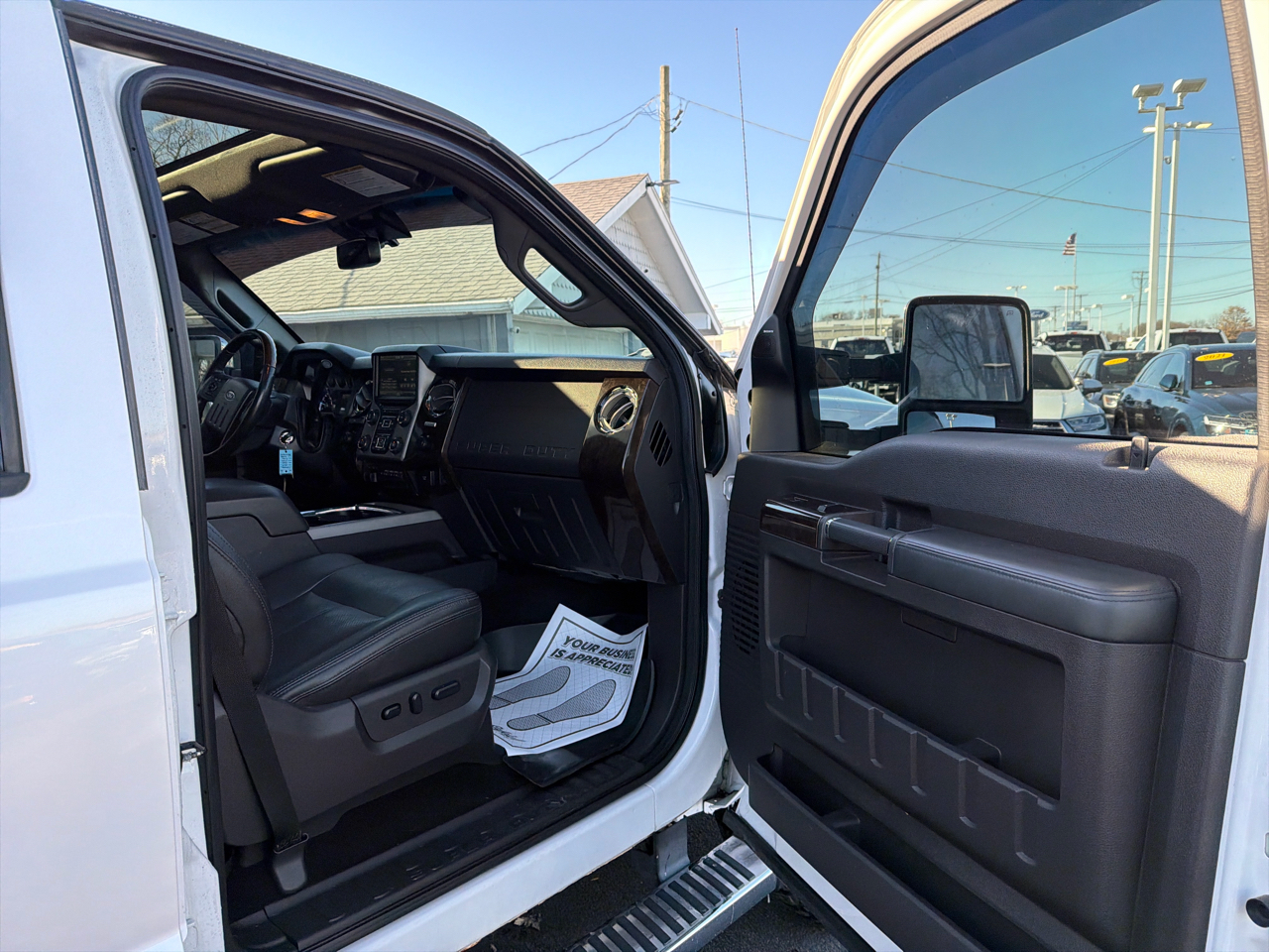 Ford Super Duty F-350 SRW 4WD Crew Cab 156" Platinum 2015