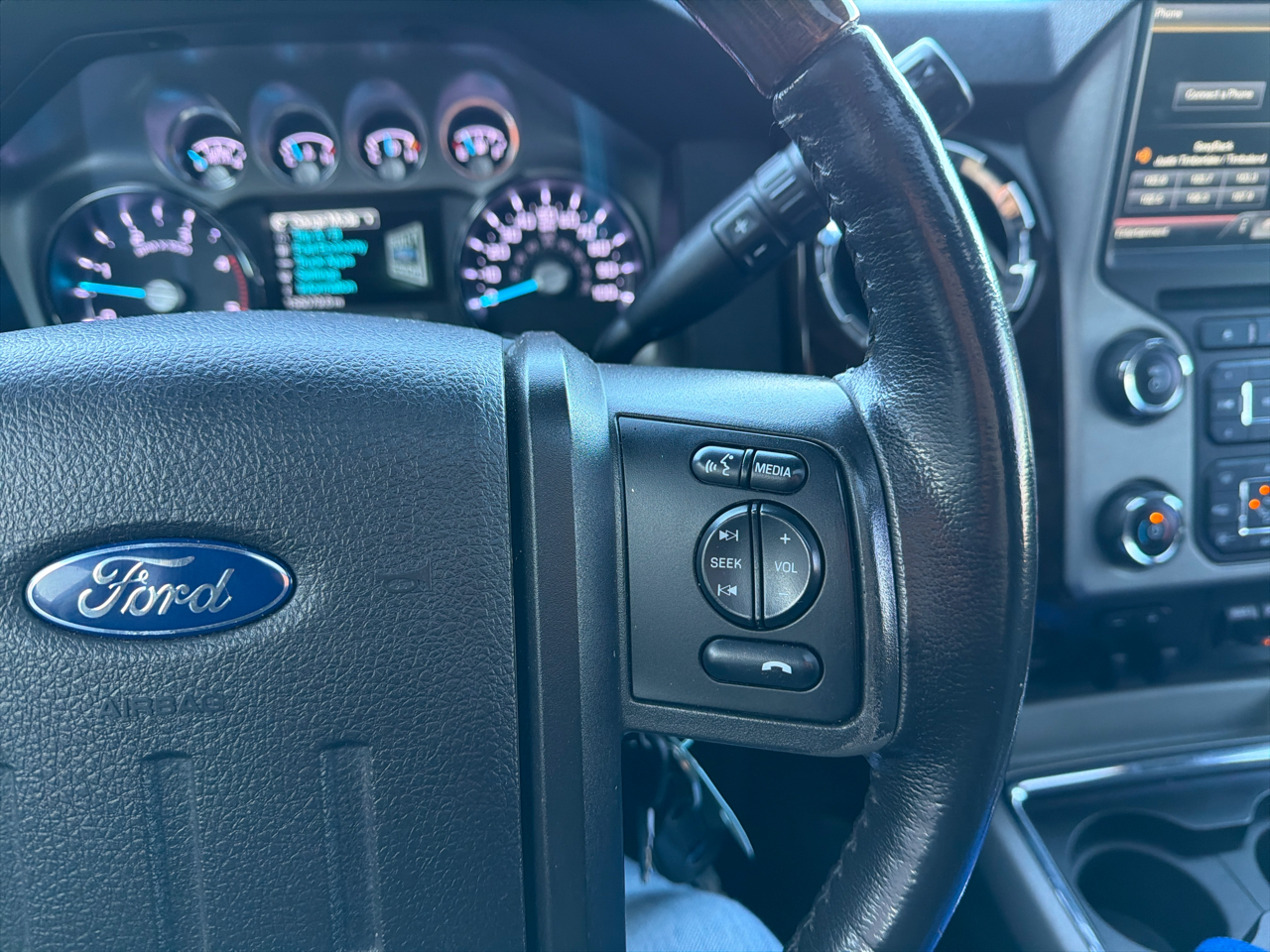 Ford Super Duty F-350 SRW 4WD Crew Cab 156" Platinum 2015