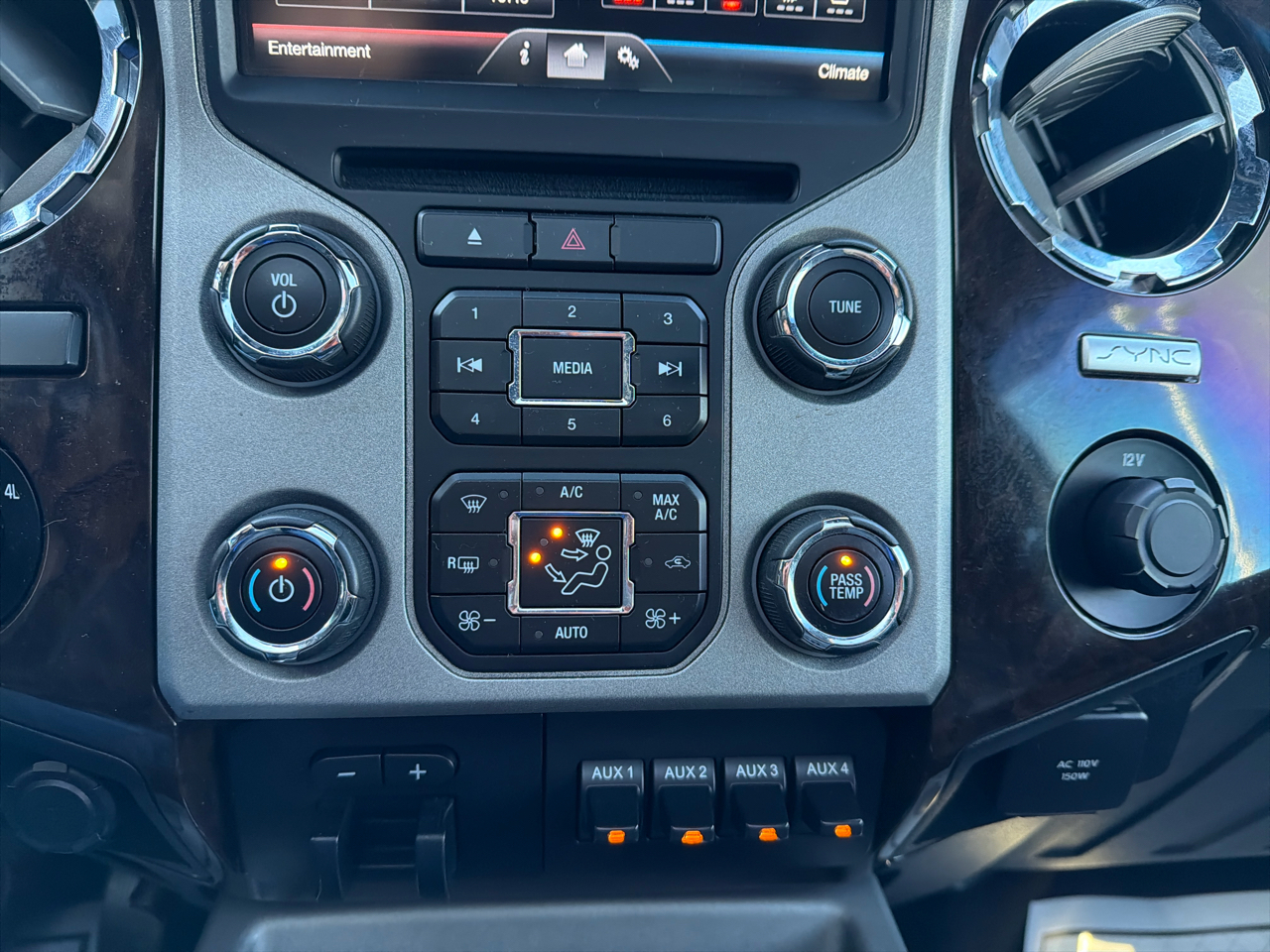 Ford Super Duty F-350 SRW 4WD Crew Cab 156" Platinum 2015