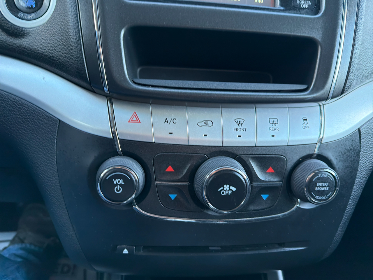 Dodge Journey AWD 4dr SXT 2012