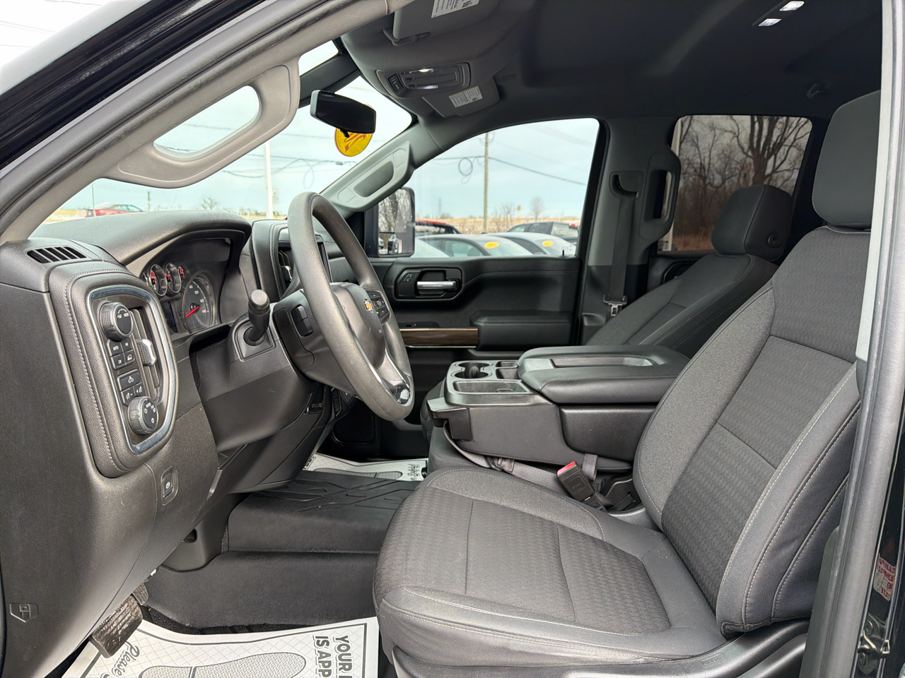 Chevrolet Silverado 1500 4WD Double Cab 147" LT 2020