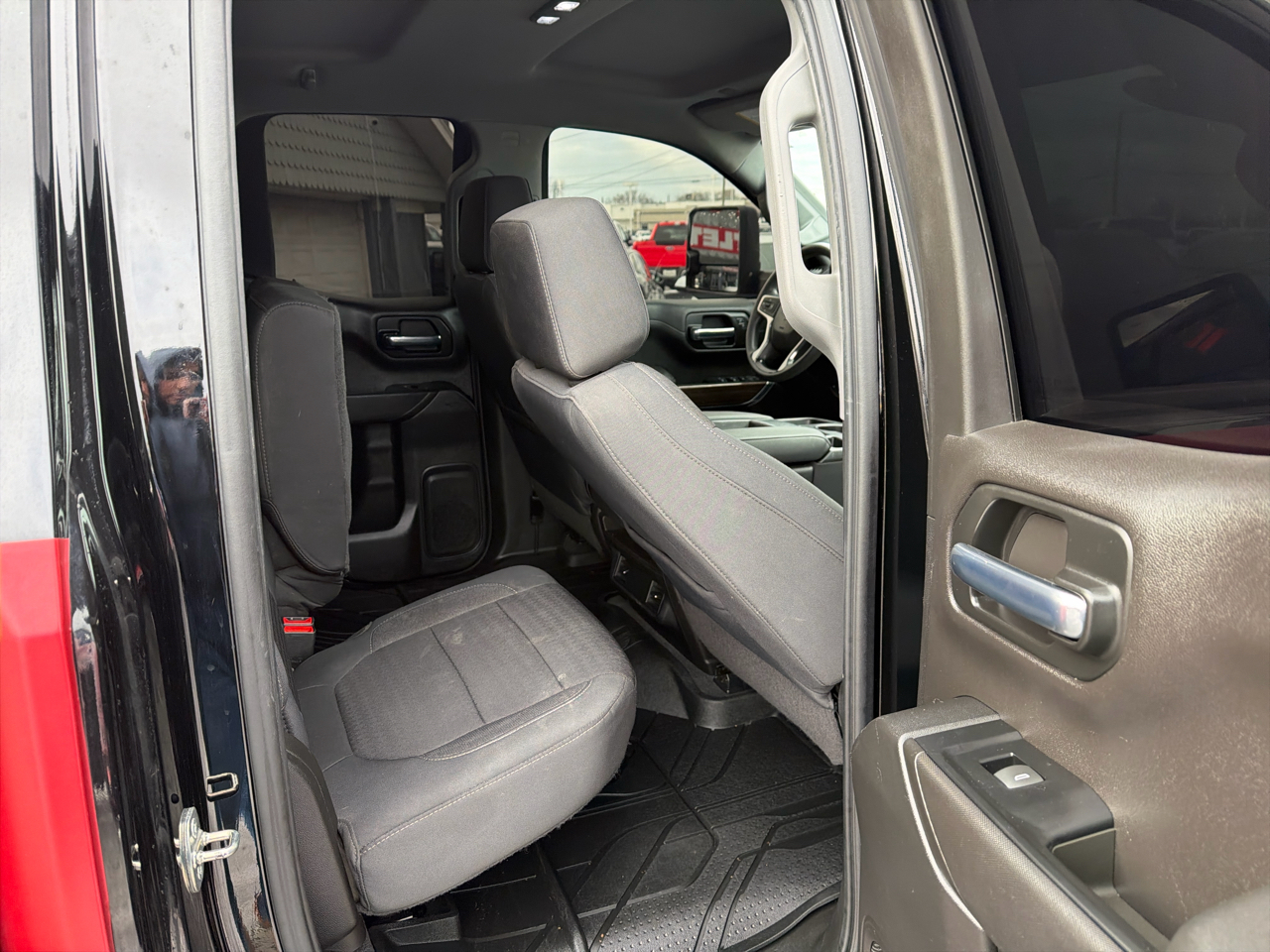 Chevrolet Silverado 1500 4WD Double Cab 147" LT 2020