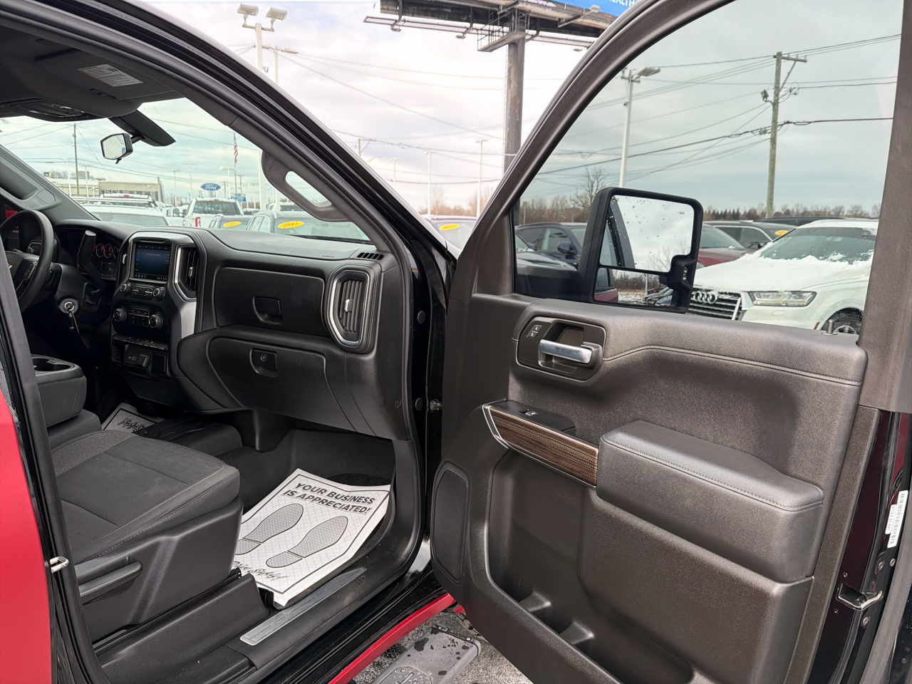 Chevrolet Silverado 1500 4WD Double Cab 147" LT 2020