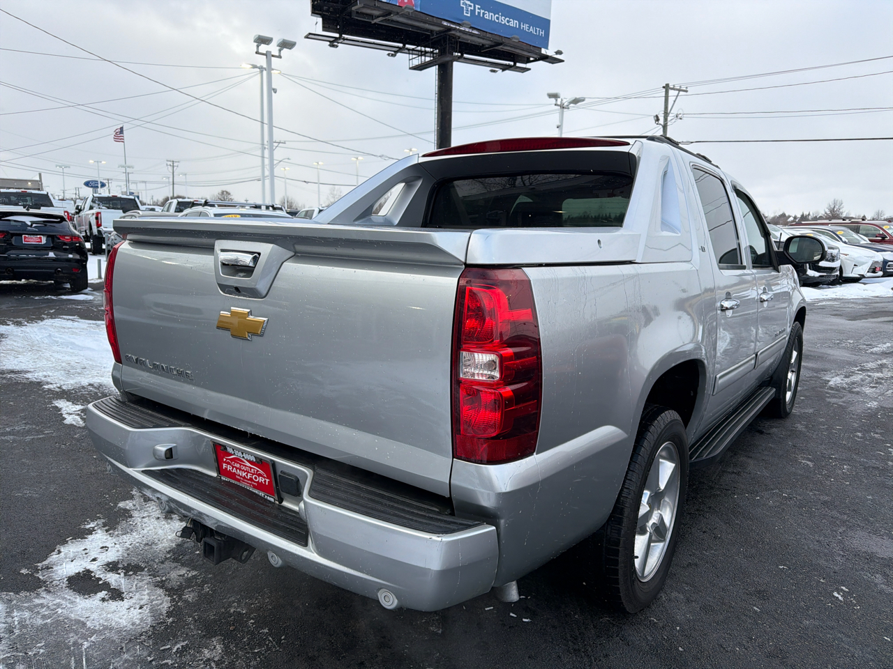 Chevrolet Avalanche 4WD Crew Cab LT 2012