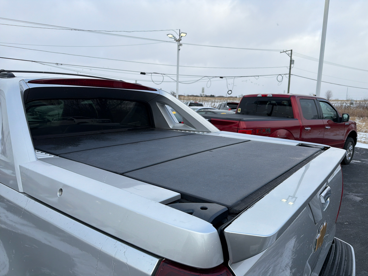 Chevrolet Avalanche 4WD Crew Cab LT 2012