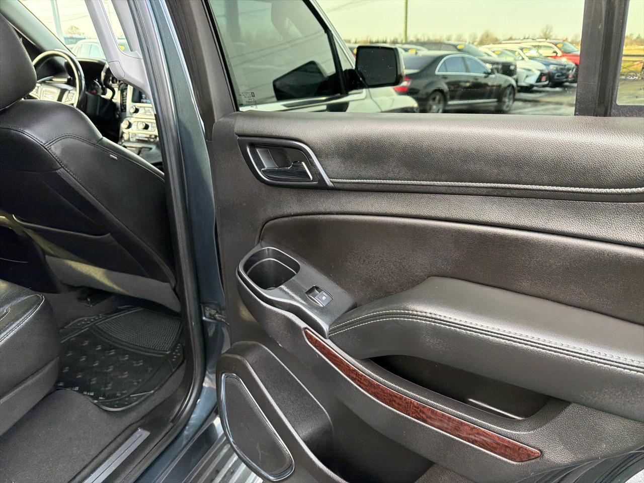 GMC Yukon 4WD 4dr SLT 2019