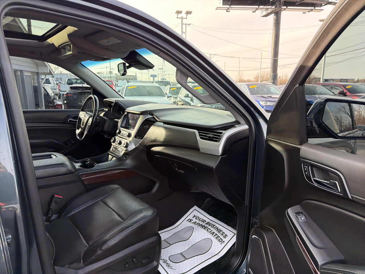 GMC Yukon 4WD 4dr SLT 2019